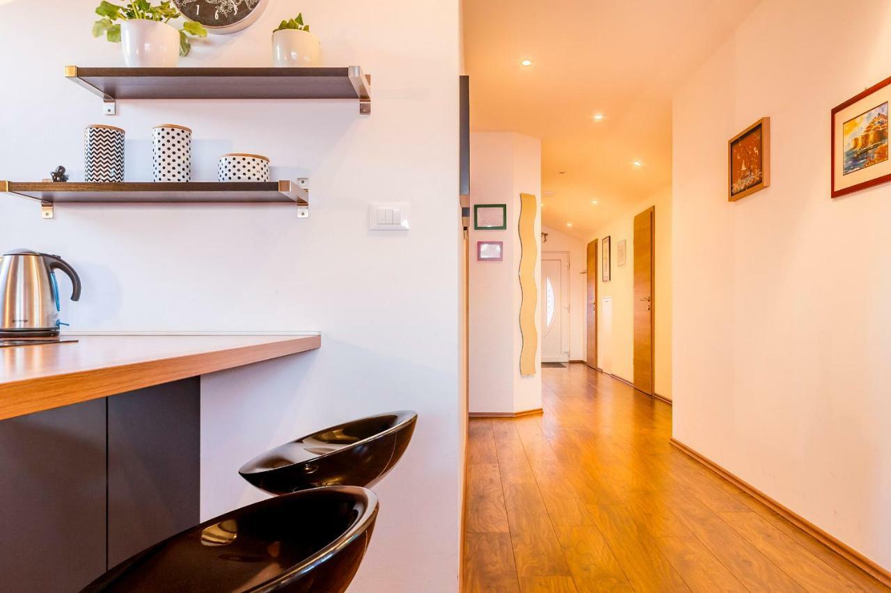 Apartment Lena Rijeka Eksteriør billede